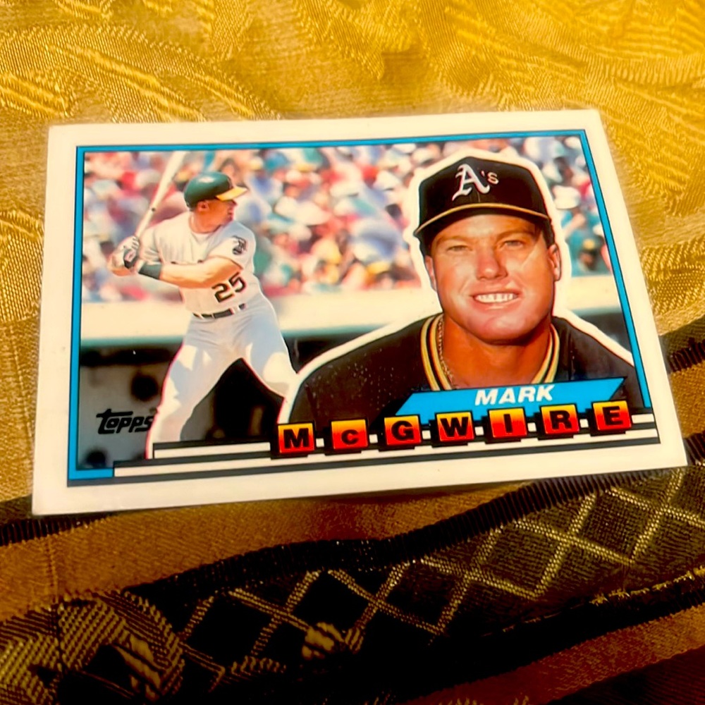 🔥VINTAGE 1989 RARE TOPPS MARK MCGWIRE BASEBALL CARD VG